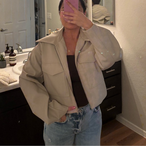 ASTR Jacket - Picture 4 of 5